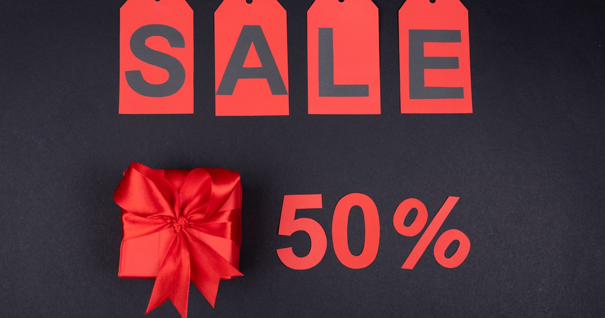 【2026 防詐騙】「限量球鞋半價現貨，只剩最後兩雙」：網路購物詐騙如何讓你花錢買教訓