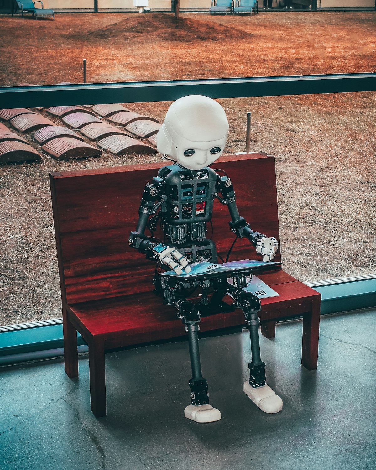 AI 產品趨勢分析示意圖