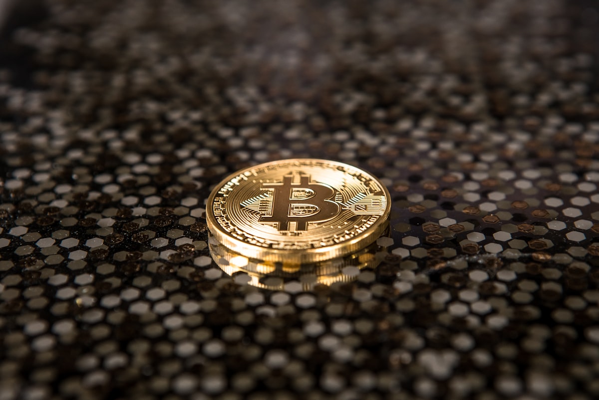幣圈日報／比特幣守住六萬四關卡 ETF 資金回流 日韓監管送上大利多